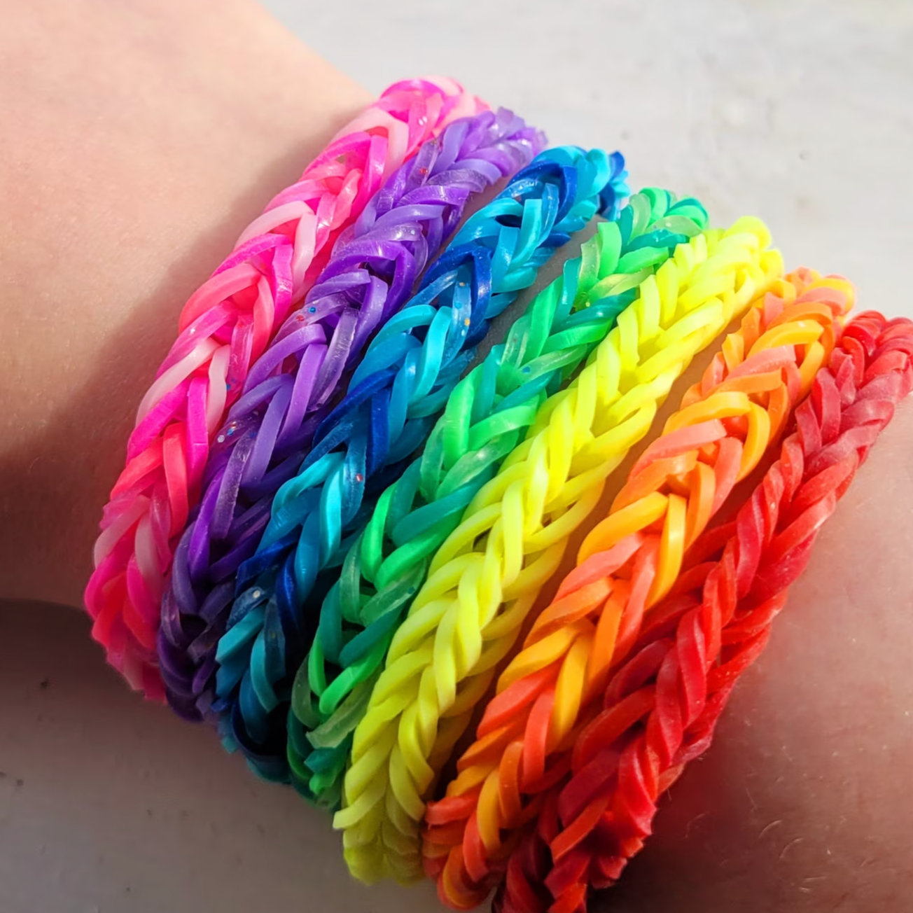 Make Rubber Band Jewelry without a Loom - Morena's Corner